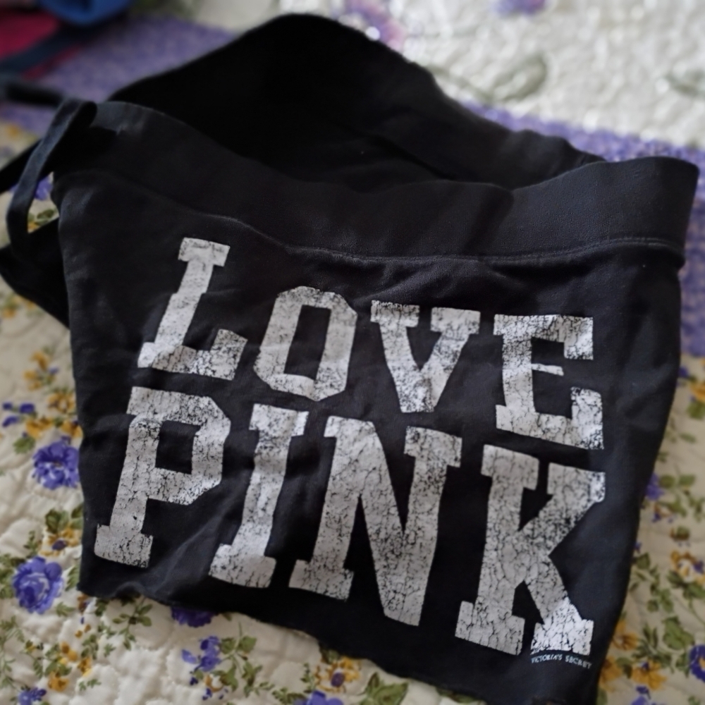 Vintage Y2K Victoria Secret Pink Short Shorts Booty Print Logo S Sweats